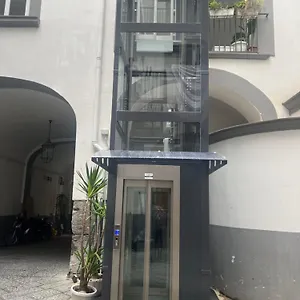 La Cartolina Di Parking Free Small Car Apartment Naples